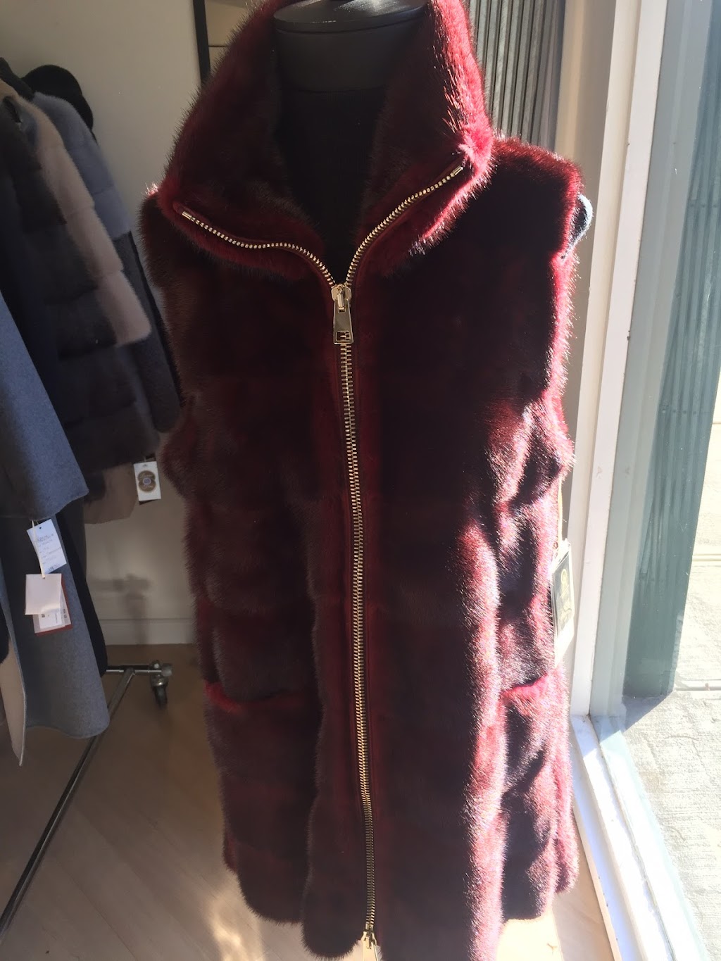 Legend Furs | 43 The Plaza, Locust Valley, NY 11560 | Phone: (516) 944-3733