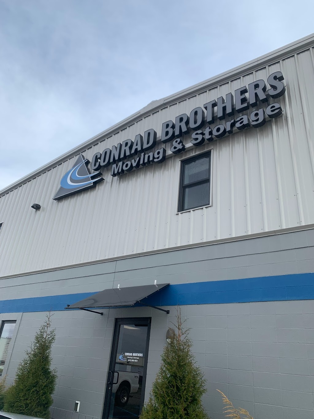Conrad Brothers Moving and Storage | 805 Chamber Ln NW, Corydon, IN 47112, USA | Phone: (812) 968-4931