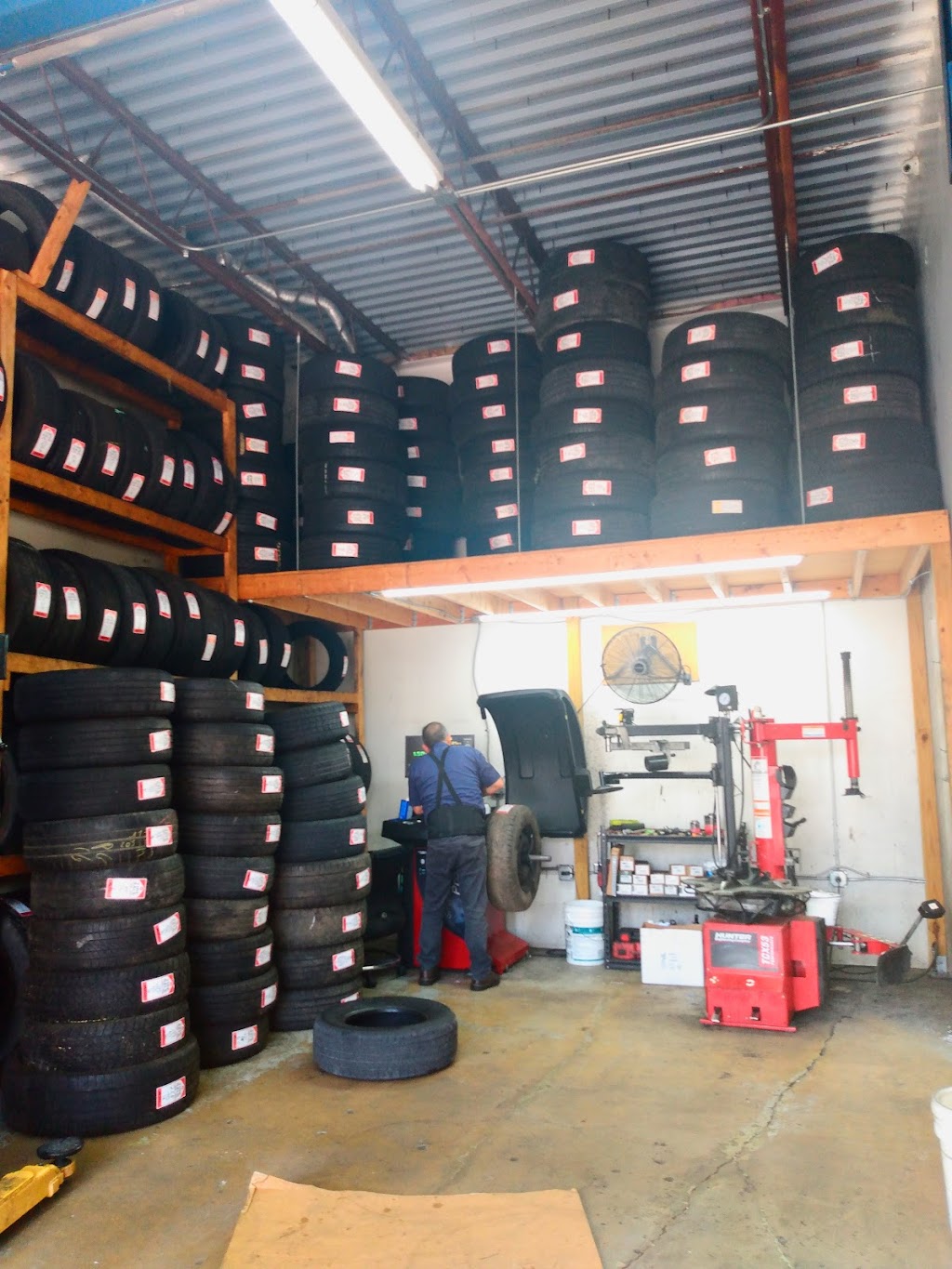 Solution Tire | 10714 Wiles Rd, Coral Springs, FL 33076, USA | Phone: (954) 757-6733