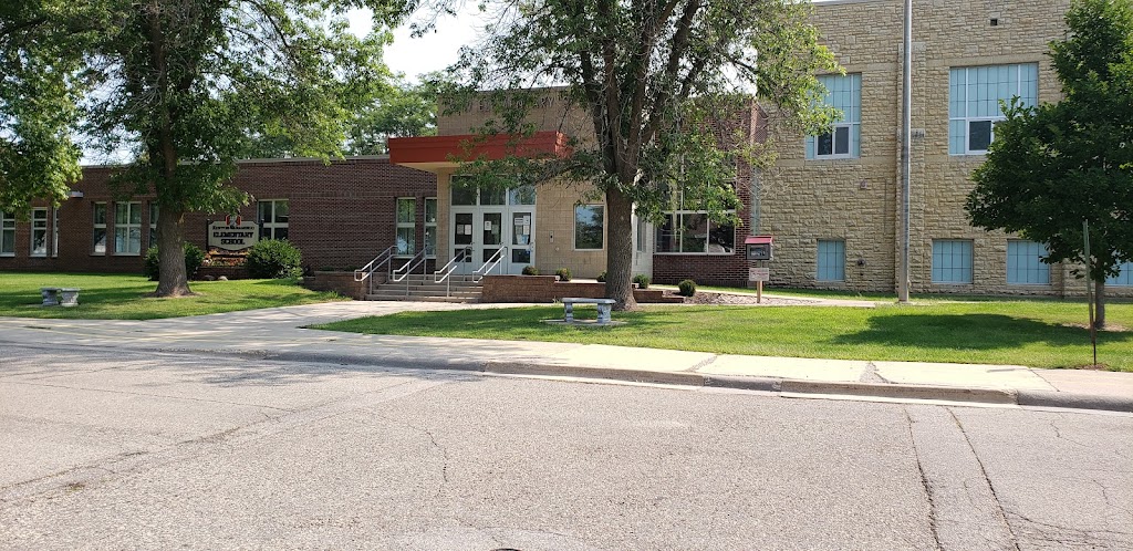 Kenyon - Wanamingo Elementary School | 225 3rd Ave S, Wanamingo, MN 55983, USA | Phone: (507) 789-6186