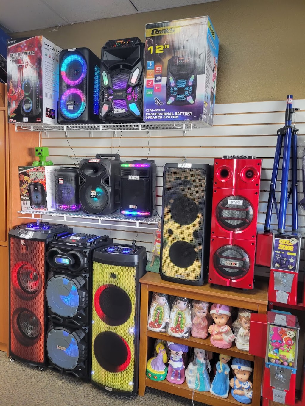 Joanas Variety Store | 712 S San Jacinto Ave, San Jacinto, CA 92583, USA | Phone: (951) 654-5691