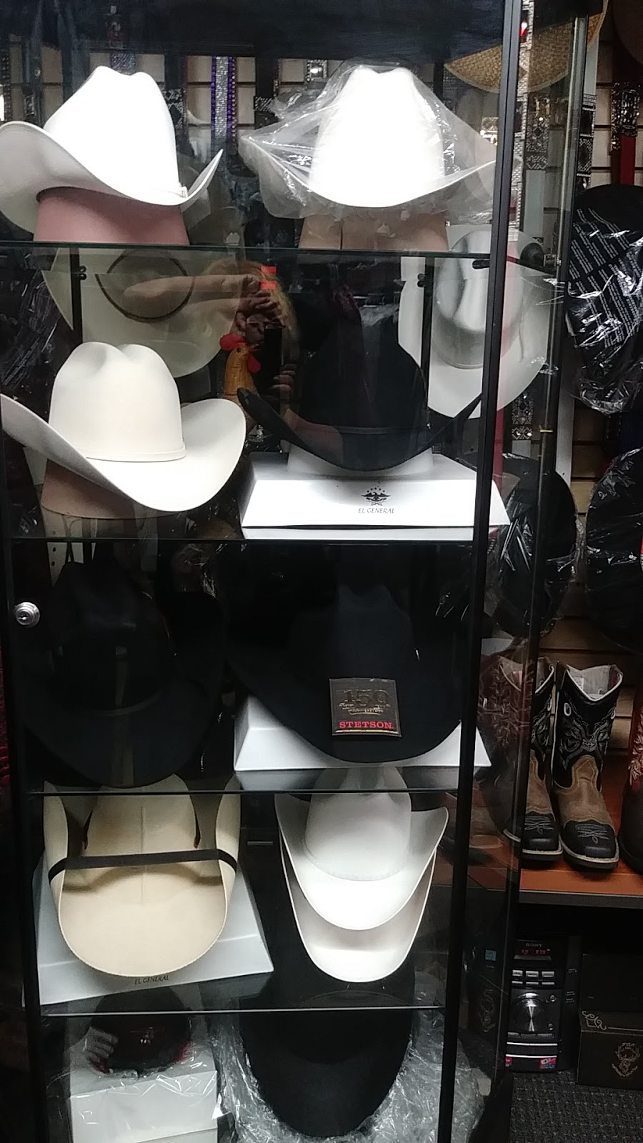 El Potro Boots | 209 S Main St, Santa Ana, CA 92701 | Phone: (714) 640-1662