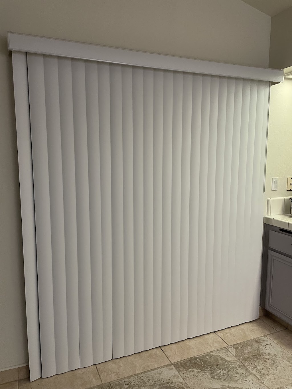 Blinds and Designs Enterprises | 1747 E Ave Q # B2, Palmdale, CA 93550, USA | Phone: (661) 265-7604