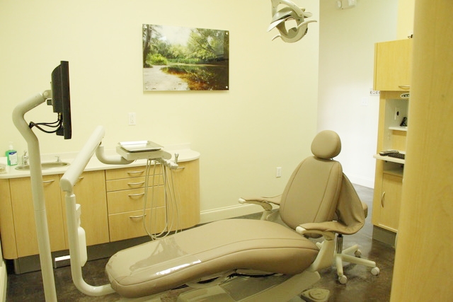 Dr. Raymond L. Poirrier III, DDS Three Rivers Family Dentistry | 1968 N Hwy 190 #11a, Covington, LA 70433, USA | Phone: (985) 400-5888