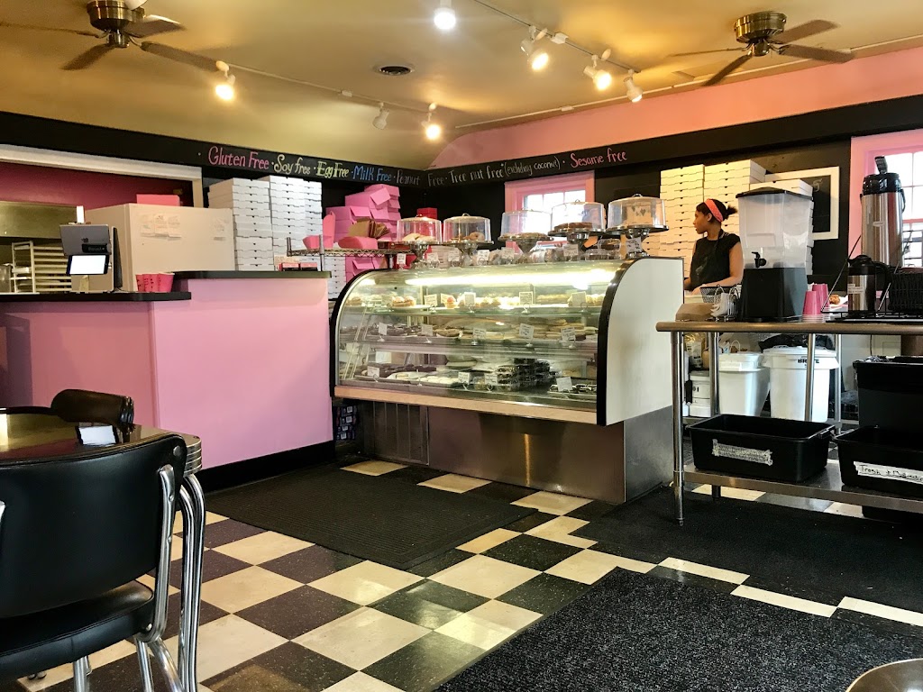 Annie Mays Sweet Cafe | 3110 Frankfort Ave, Louisville, KY 40206 | Phone: (502) 384-2667