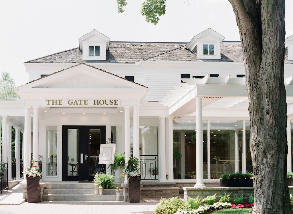 The Gate House 142 Queen St, NiagaraontheLake, ON L0S 1J0, Canada