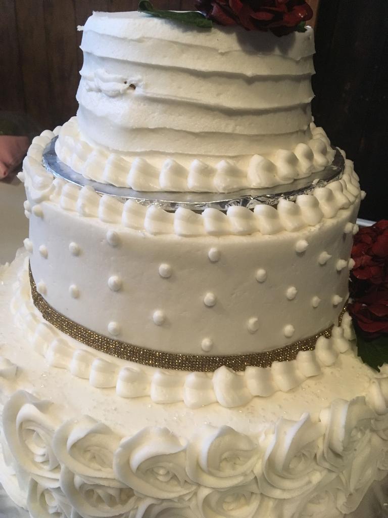 Cakes by Maria & Joe | 34522 Lakeshore Blvd, Eastlake, OH 44095, USA | Phone: (440) 829-3525