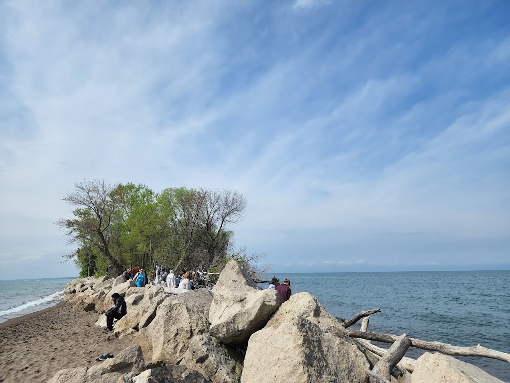 Point Pelee National Park Visitor Centre | Point Pelee Dr, Leamington, ON N0P 2P0, Canada | Phone: (519) 322-2365