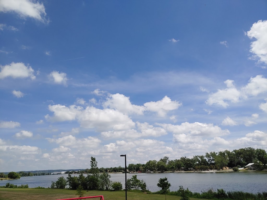 Carter Lake Park | 809 Carter Lake Shore Dr N, Omaha, NE 68110, USA | Phone: (402) 444-5900