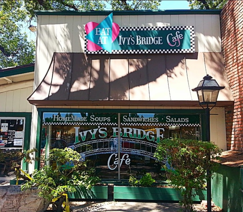 Ivys Cafe | 462 El Camino Real, Tustin, CA 92780, USA | Phone: (714) 832-0750