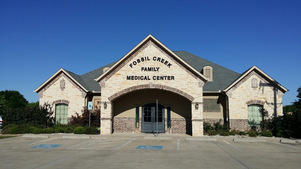 Fossil Creek Family Medical Center | 7510 N Beach St, Fort Worth, TX 76137, USA | Phone: (817) 498-1818