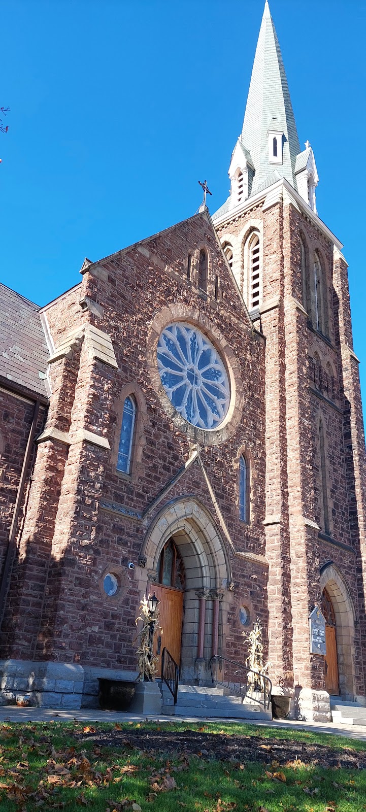 St. Patrick Church | 4673 Victoria Ave, Niagara Falls, ON L2E 4B8, Canada | Phone: (905) 354-7451