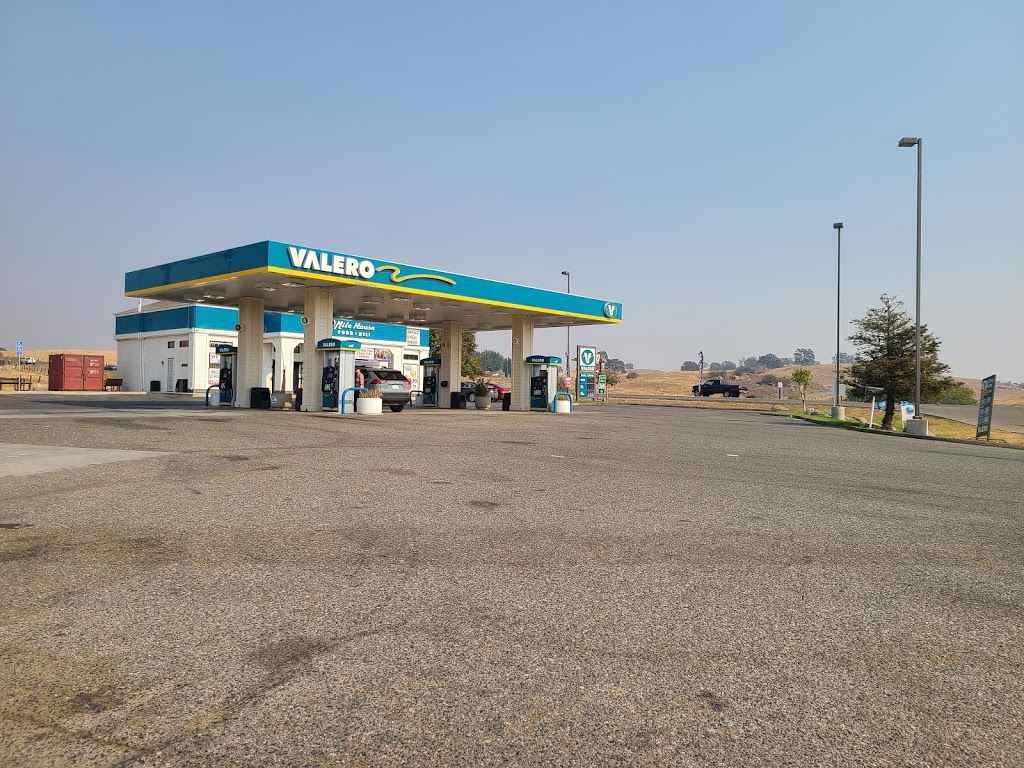 Valero | 1502 E Yosemite Ave, Madera, CA 93638, USA | Phone: (866) 297-6093