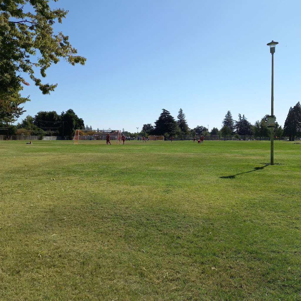 Dave Roberts Community Park | 10805 Mapola Way, Rancho Cordova, CA 95670 | Phone: (916) 369-9844