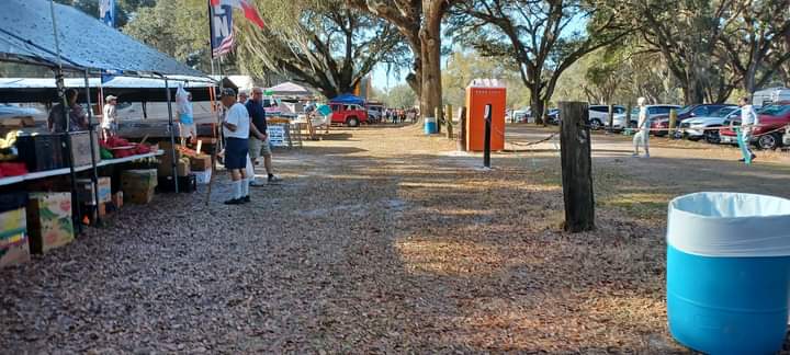 Flea market | 2738 Gall Blvd, Zephyrhills, FL 33541, USA | Phone: (813) 355-6074