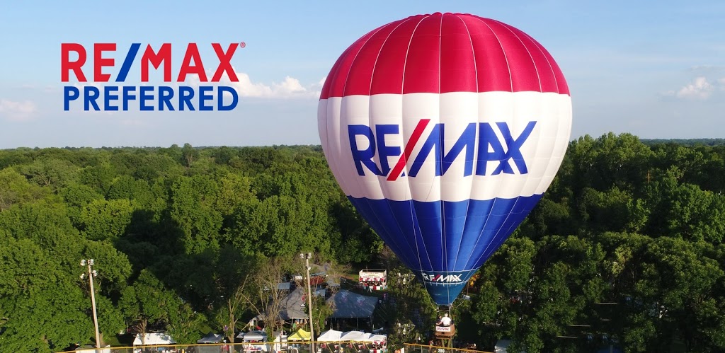 RE/MAX PREFERRED | 4 Emerald Terrace, Swansea, IL 62226, USA | Phone: (618) 236-2111