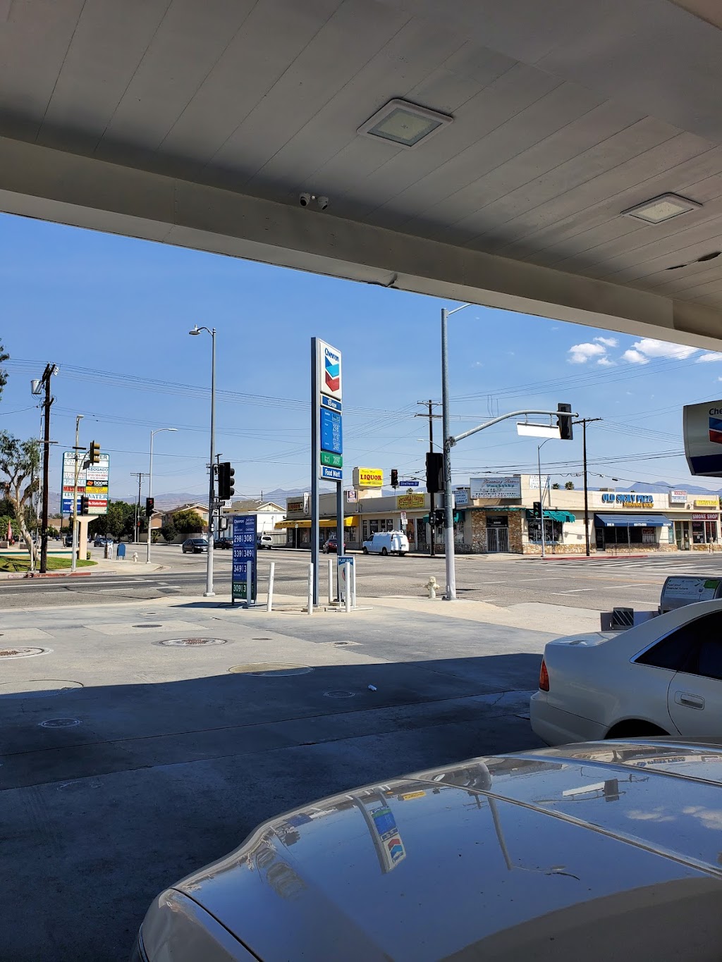 Chevron | 7955 Laurel Canyon Blvd, North Hollywood, CA 91605, USA | Phone: (818) 765-0936