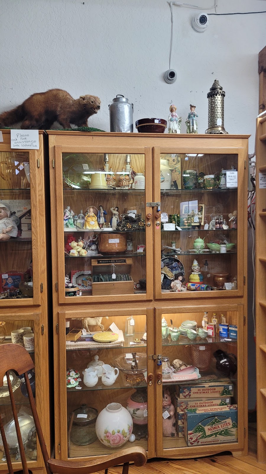 Country Side Antique Mall | 1161 4th St S, Cannon Falls, MN 55009 | Phone: (507) 263-0352