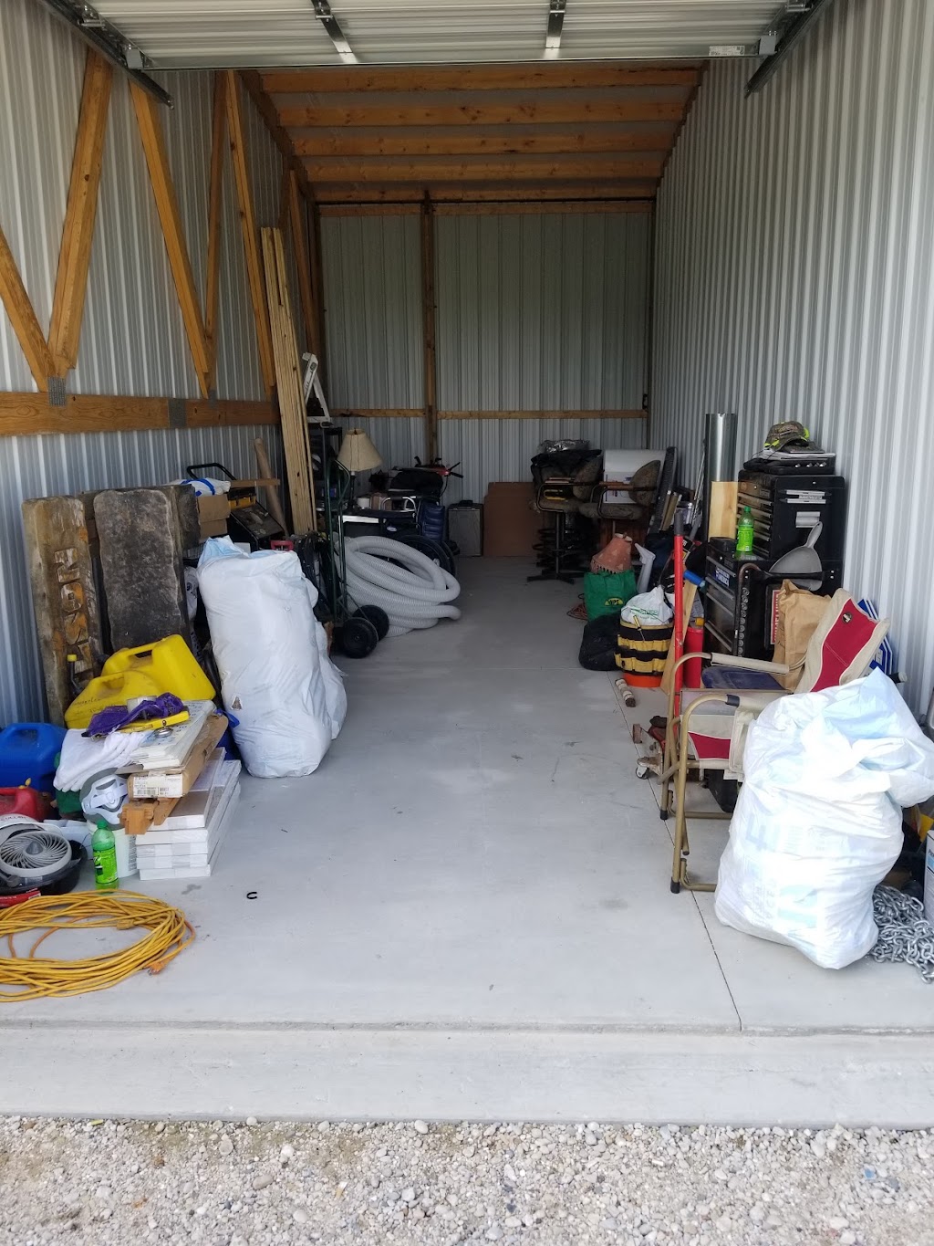 Blue Barn Storage | 4747 US-14, Janesville, WI 53546, USA | Phone: (608) 295-9306