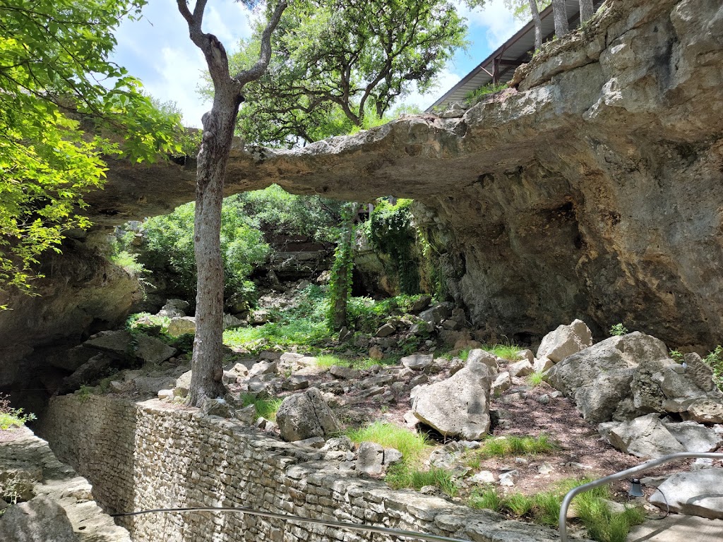 Natural Bridge Caverns | 26495 Natural Bridge Caverns Rd, San Antonio, TX 78266, USA | Phone: (210) 651-6101