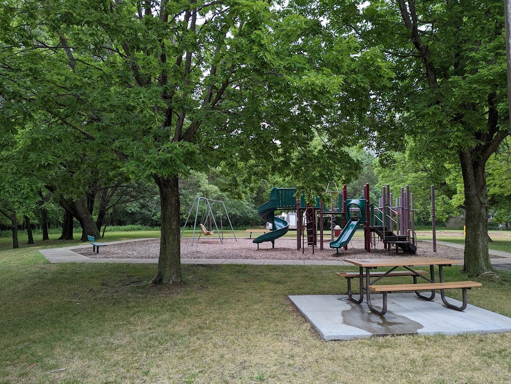 Epiphany Pond Park | 1475 106th Ave NW, Coon Rapids, MN 55433, USA | Phone: (763) 755-2880