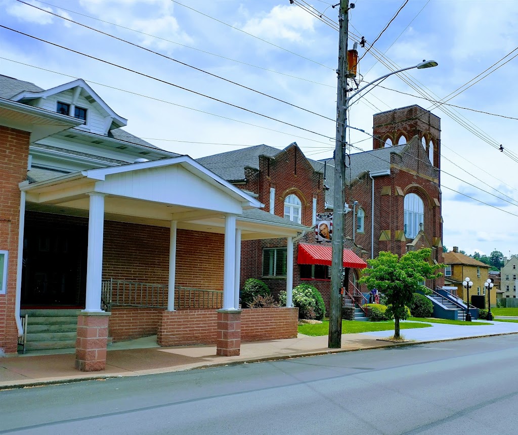 Ford Memorial United Methodist Church | 1024 4th Ave, Ford City, PA 16226, USA | Phone: (724) 763-1540