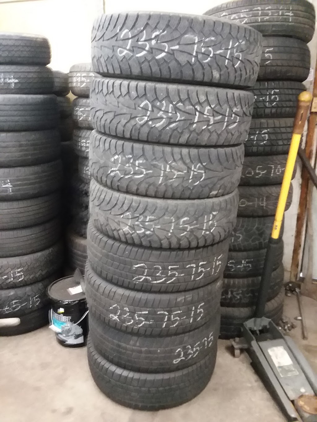 Robs Tire Services | 2606 Memorial Blvd, Connellsville, PA 15425, USA | Phone: (724) 626-0907