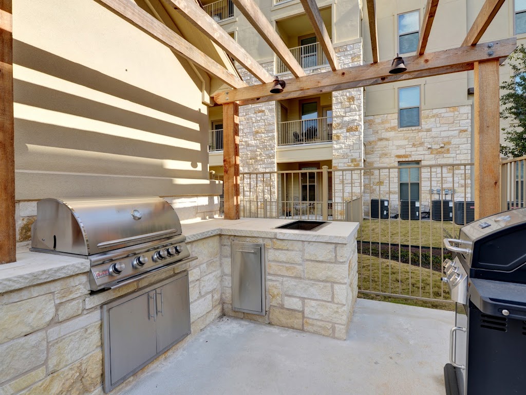 Ledgestone Senior Living | 13150 Four Star Blvd, Austin, TX 78737, USA | Phone: (512) 645-1445