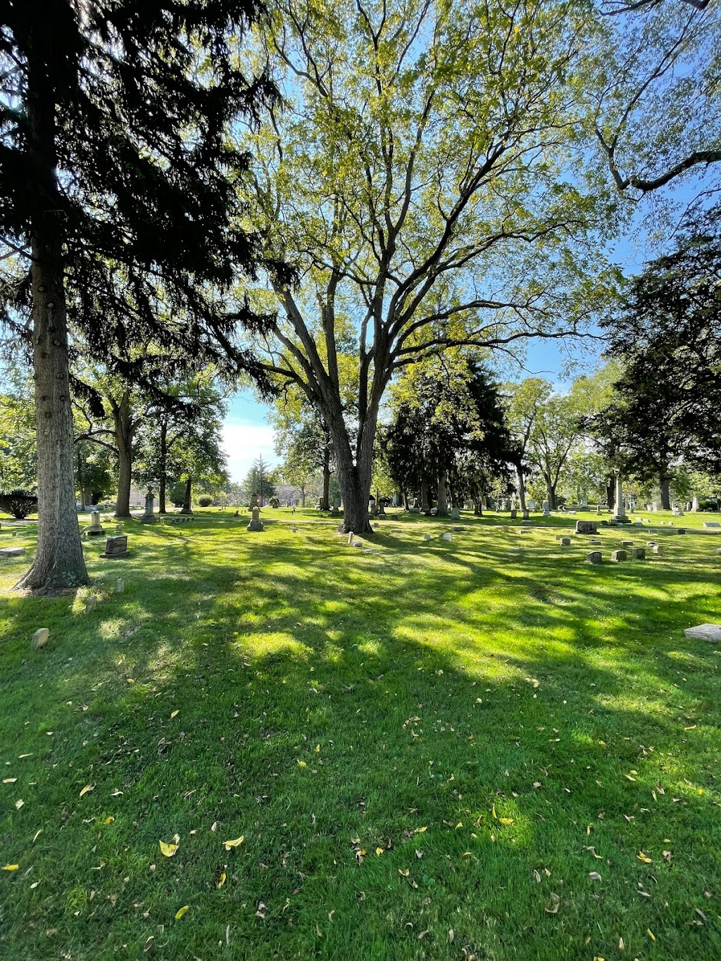 Walnut Grove Cemetery | 5561 Milton Ave, Worthington, OH 43085, USA | Phone: (614) 885-5933