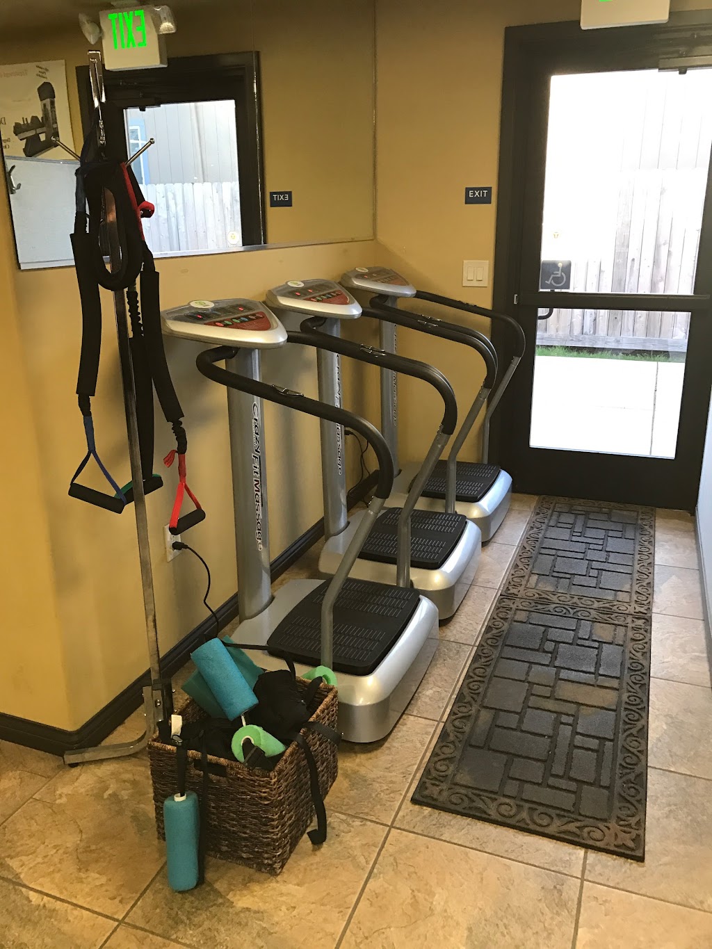 Rhino Chiropractic | 9792 Bruceville Rd, Elk Grove, CA 95757, USA | Phone: (916) 685-1230