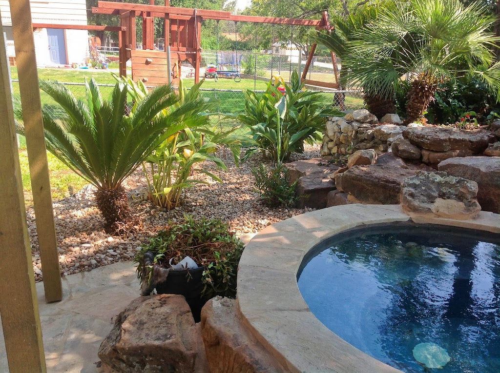 New Braunfels Property Care | 827 Oakwood Blvd, New Braunfels, TX 78130, USA | Phone: (830) 837-2311