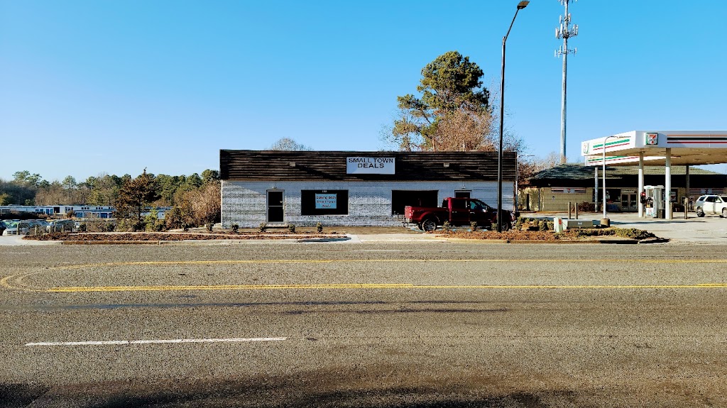 SMALL TOWN DEALS | 1647 Cherry Rd, Rock Hill, SC 29732, USA | Phone: (803) 448-0999