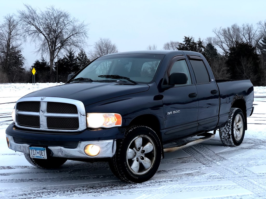 Country Auto Sales | 7820 Riverdale Dr NW Suite 9, Ramsey, MN 55303, USA | Phone: (763) 270-9377