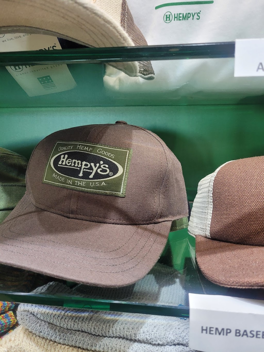 Hempys | Denver International Airport, Concourse B, near Gate B45, Denver, CO 80249, USA | Phone: (720) 998-6577