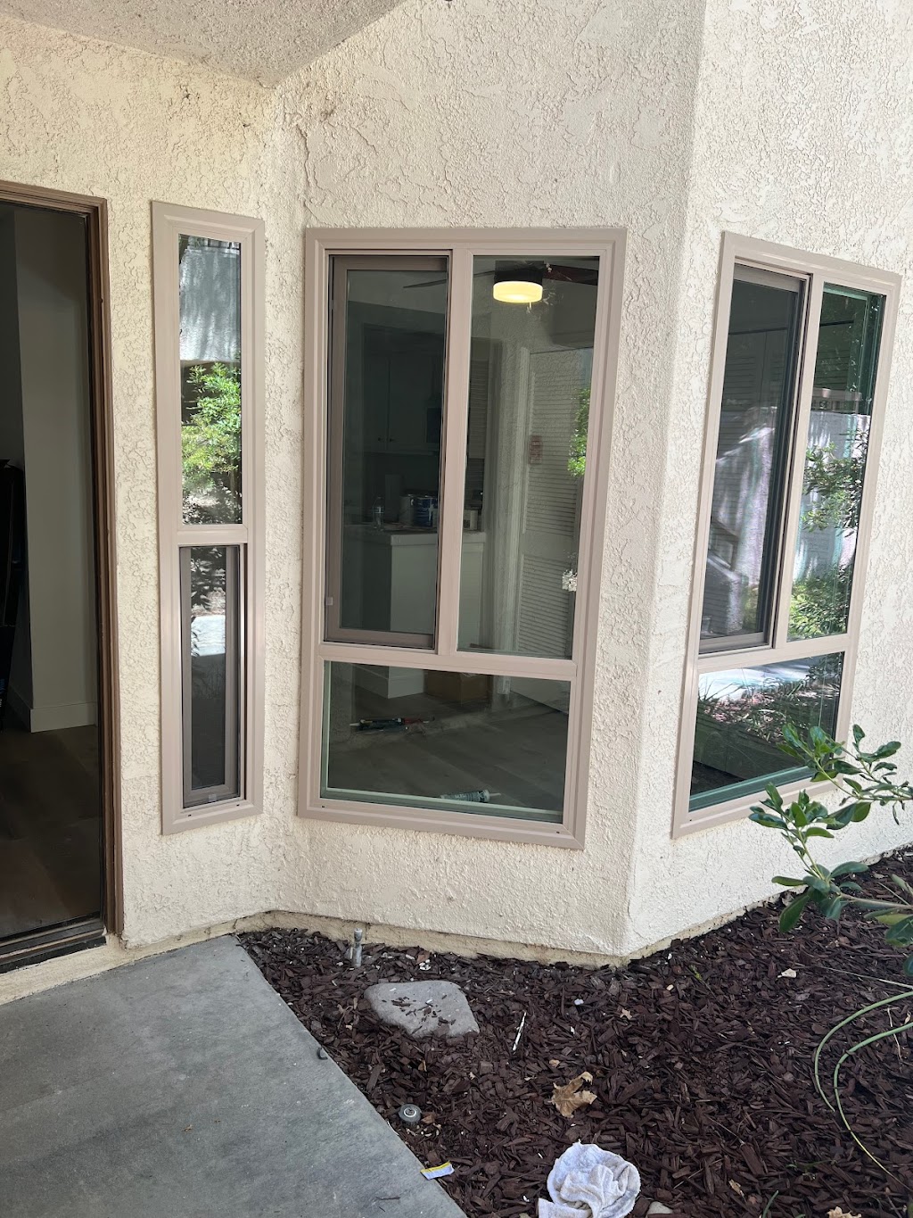 Discount Window And Door | 1210 N Kraemer Blvd, Anaheim, CA 92806, USA | Phone: (714) 278-3342