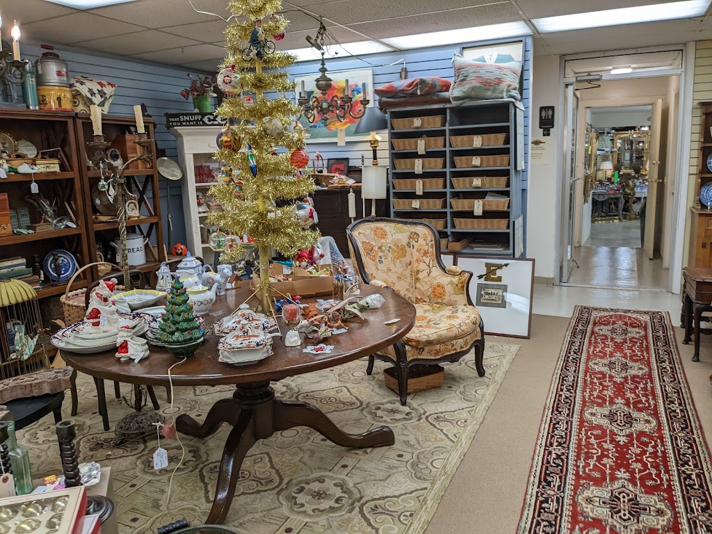 Hanna Antiques Mall | 2424 7th Ave S, Birmingham, AL 35233, USA | Phone: (205) 323-6036