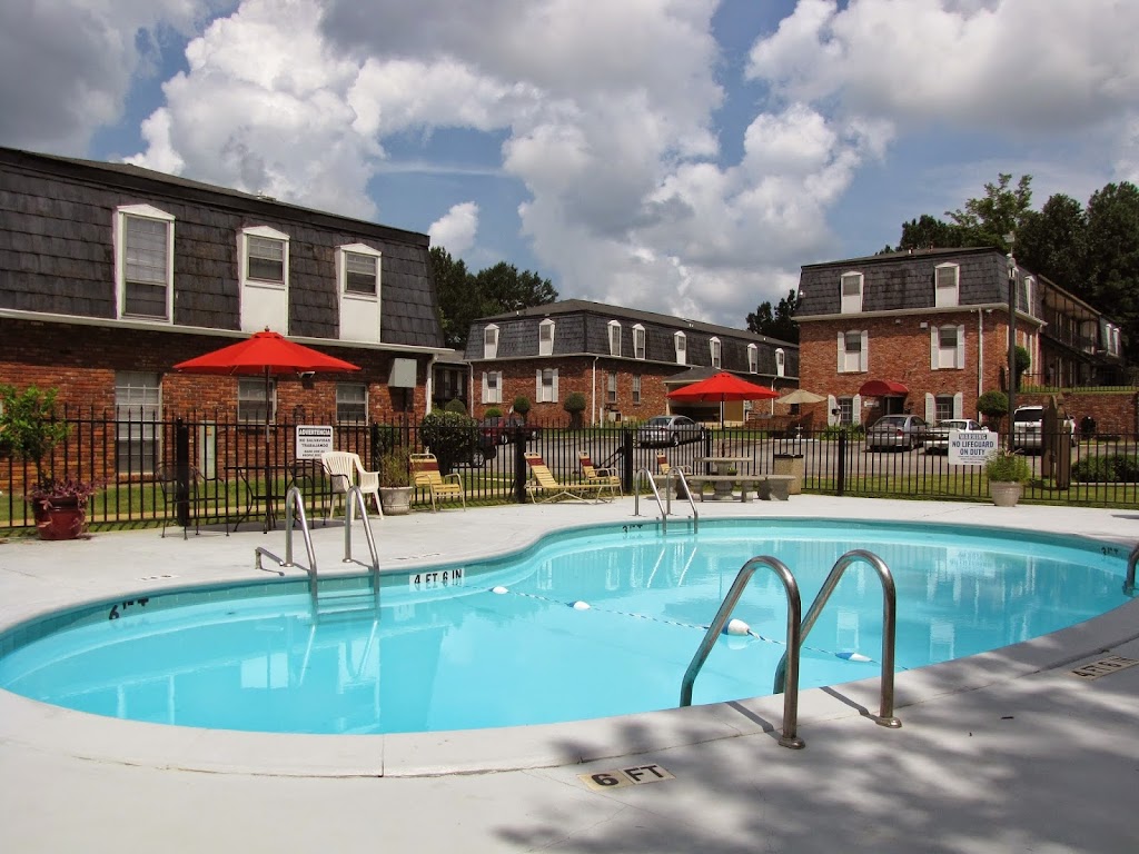 Royal Orleans (The Park at Forestdale) | 200 Crabapple Ln, Birmingham, AL 35214, USA | Phone: (205) 798-7835