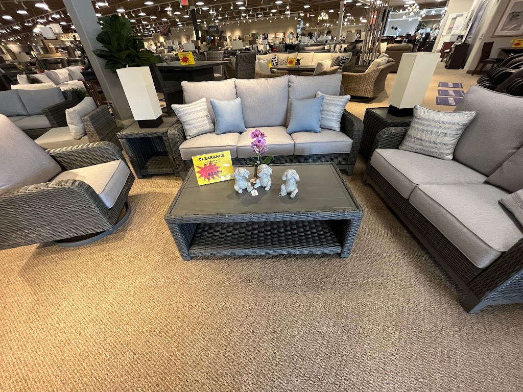 The Furniture Mart | 19146 Freeport St, Elk River, MN 55330, USA | Phone: (763) 441-7008