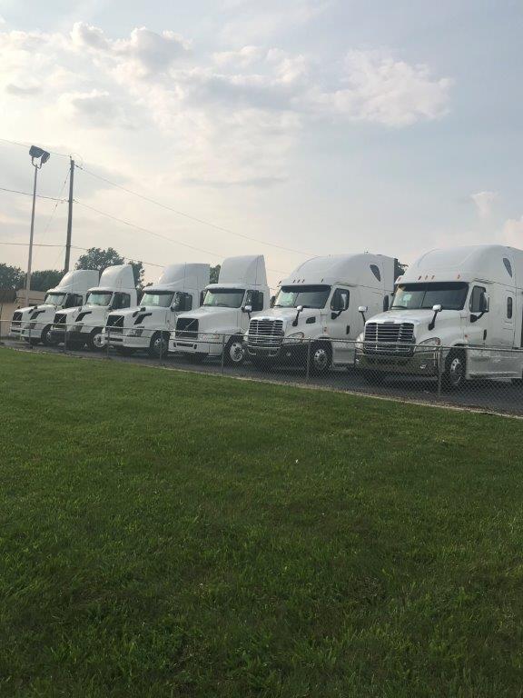 Pride Truck Sales Toledo I-75 & I-90 | 1125 E Alexis Rd, Toledo, OH 43612, USA | Phone: (866) 774-3324