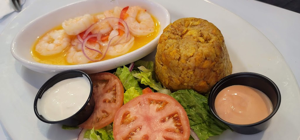 Fusion Caribbean & American Grill | 3925 Jefferson Davis Hwy, Stafford, VA 22554, USA | Phone: (540) 699-2182