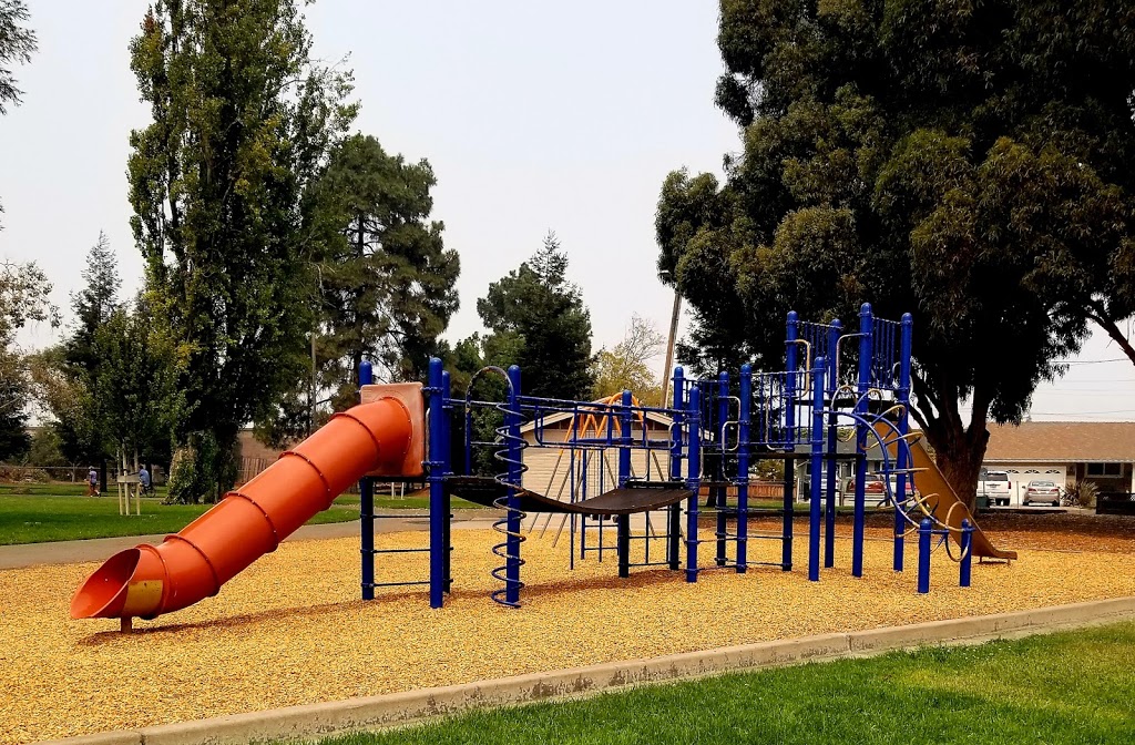 Washington Manor Park | 14900 Zelma St, San Leandro, CA 94579, USA | Phone: (510) 577-3462