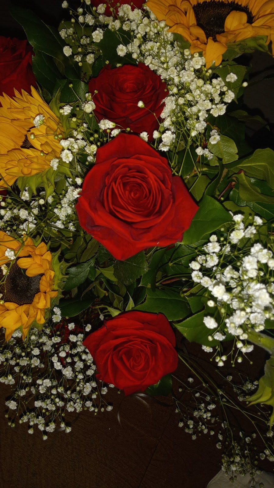 Flowers For You | 1220 Washington St, Waukegan, IL 60085, USA | Phone: (847) 360-7111