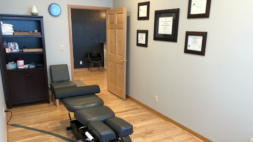 Move•Well Chiropractic and Sports Therapy | 2801 Harvey St, Hudson, WI 54016, USA | Phone: (715) 575-9355