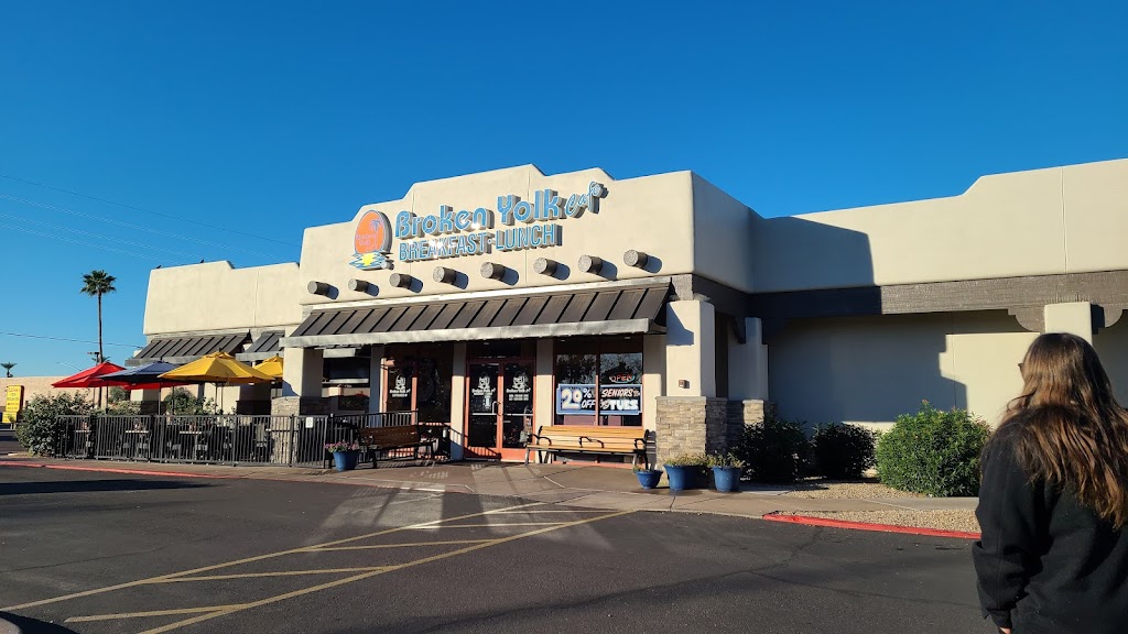 Broken Yolk Cafe | 2034 E Southern Ave, Mesa, AZ 85204, USA | Phone: (480) 892-9655