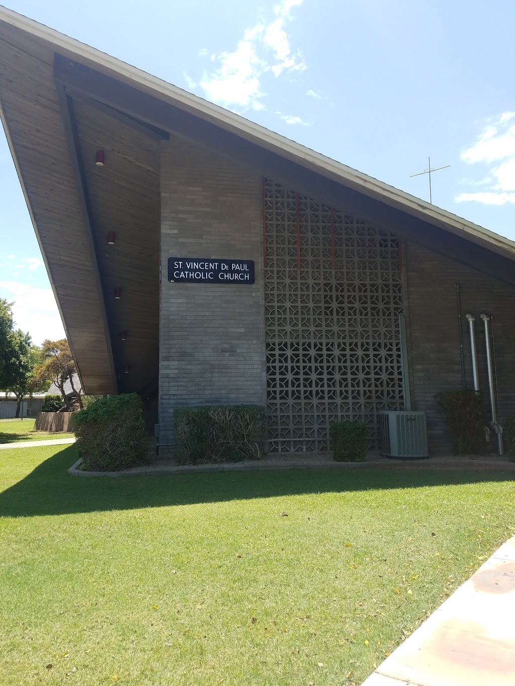 St Vincent de Paul Catholic School | 3130 N 51st Ave, Phoenix, AZ 85031, USA | Phone: (623) 247-8595
