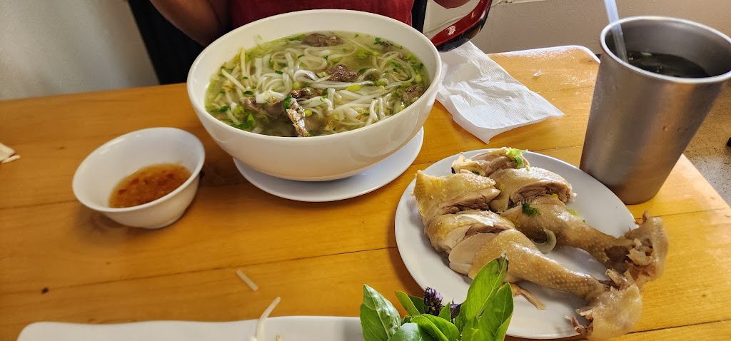 Pho Ga Hai Van 2 | 1314 S Magnolia Ave, Anaheim, CA 92804, USA | Phone: (714) 699-1461