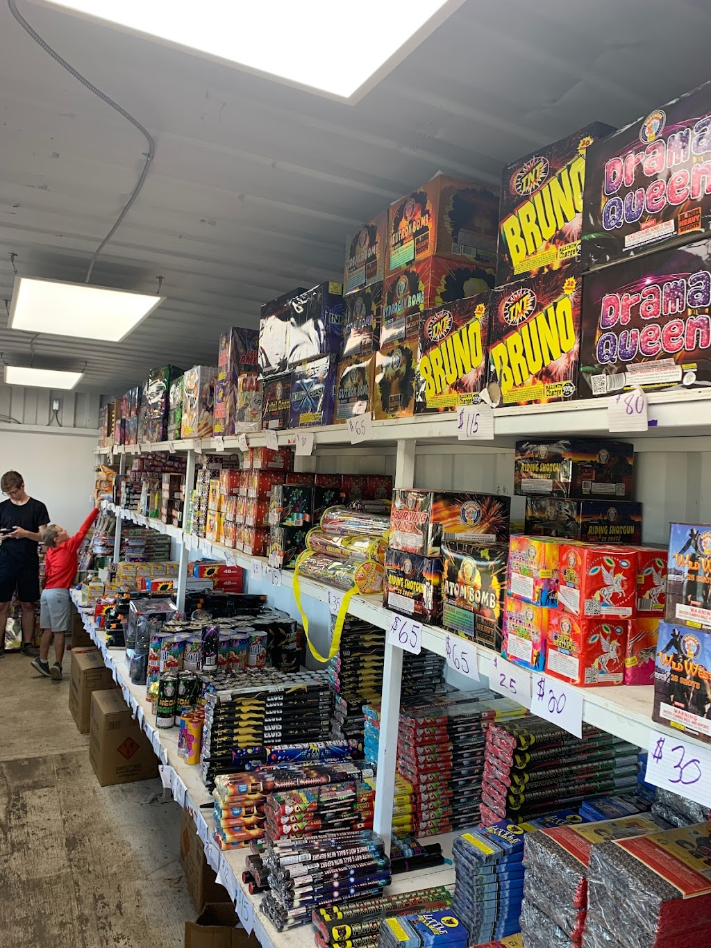 Epic Fireworks USA | 2151 S Morgan St, Granbury, TX 76048, USA | Phone: (817) 994-3273