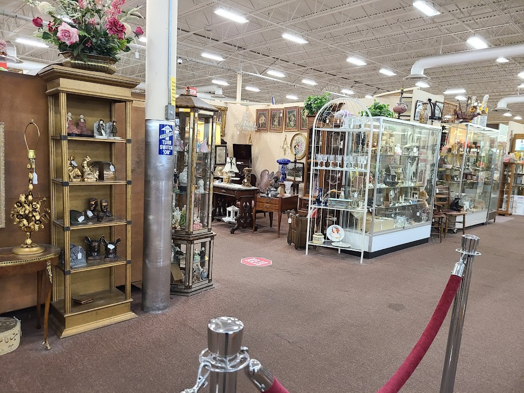 Medina Antique Mall | 2797 Medina Rd, Medina, OH 44256, USA | Phone: (330) 722-0017