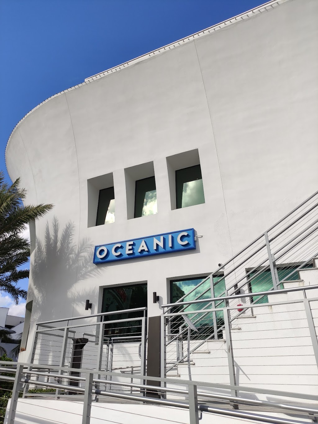 Oceanic | 250 N Pompano Beach Blvd, Pompano Beach, FL 33062, USA | Phone: (954) 366-3768