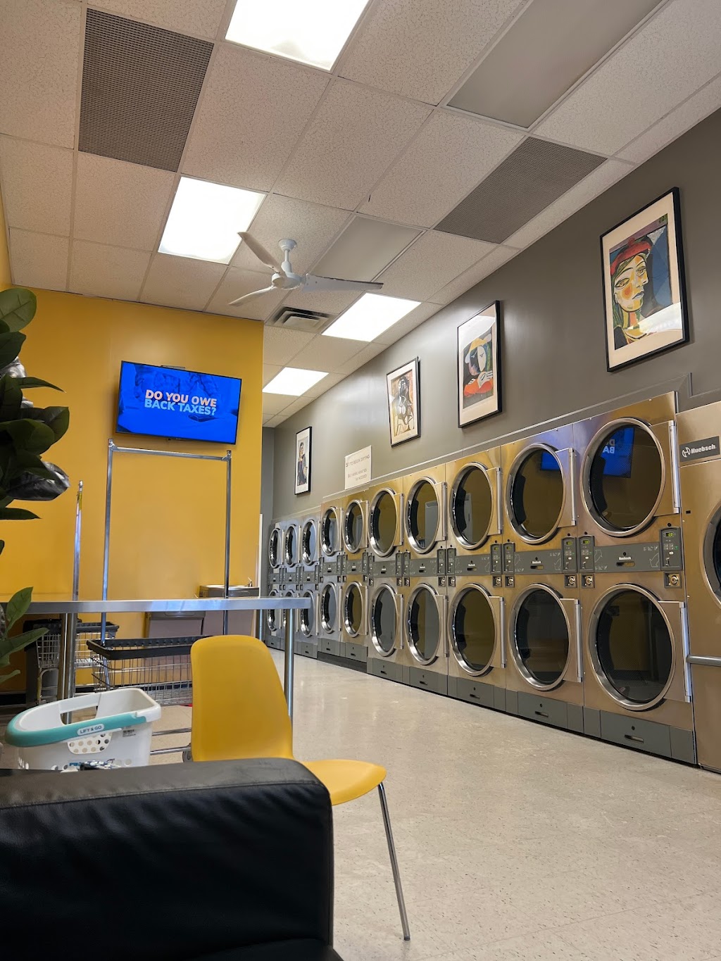 Metro Laundromat | 1827 McKees Rocks Rd, McKees Rocks, PA 15136, USA | Phone: (412) 880-7096